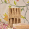 Jabonera de corcho rectangular con ranuras KharismaBotanical
